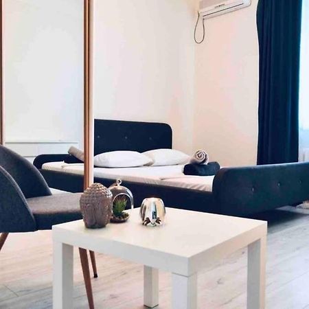 White&Light Flat Near Gulliver كييف المظهر الخارجي الصورة